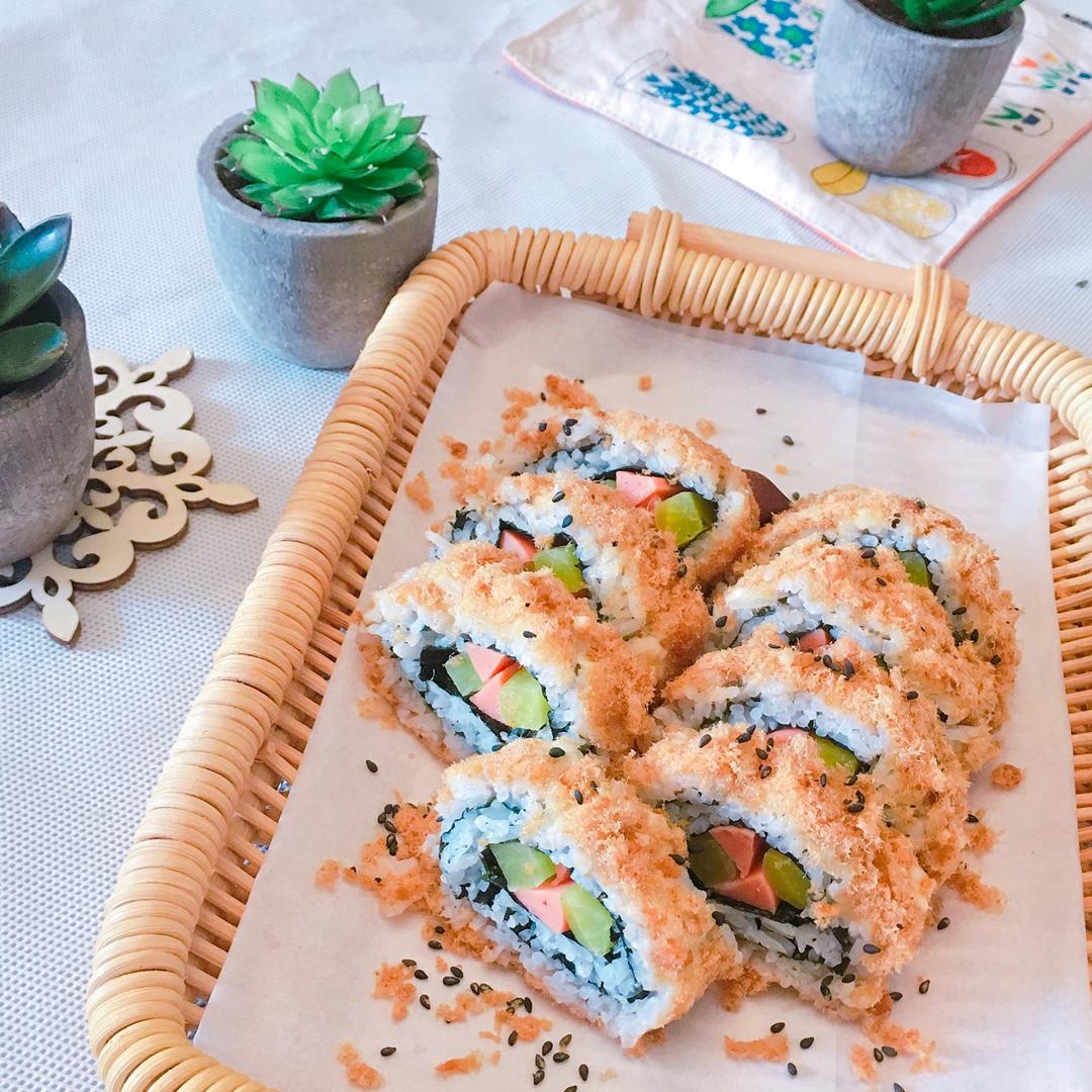 童家小猫做的黄金肉松寿司