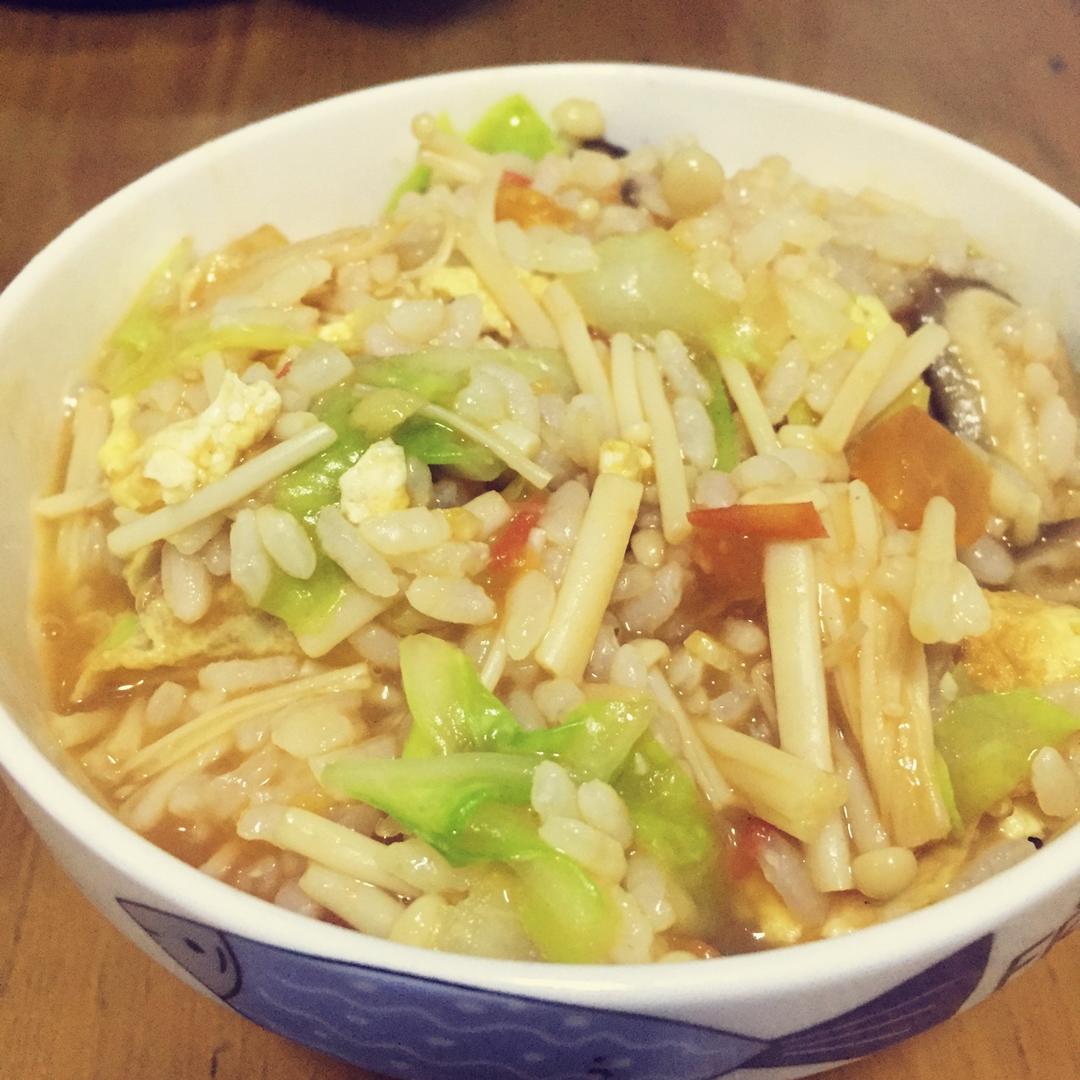吃不腻的番茄金针菇浓汤烩饭
