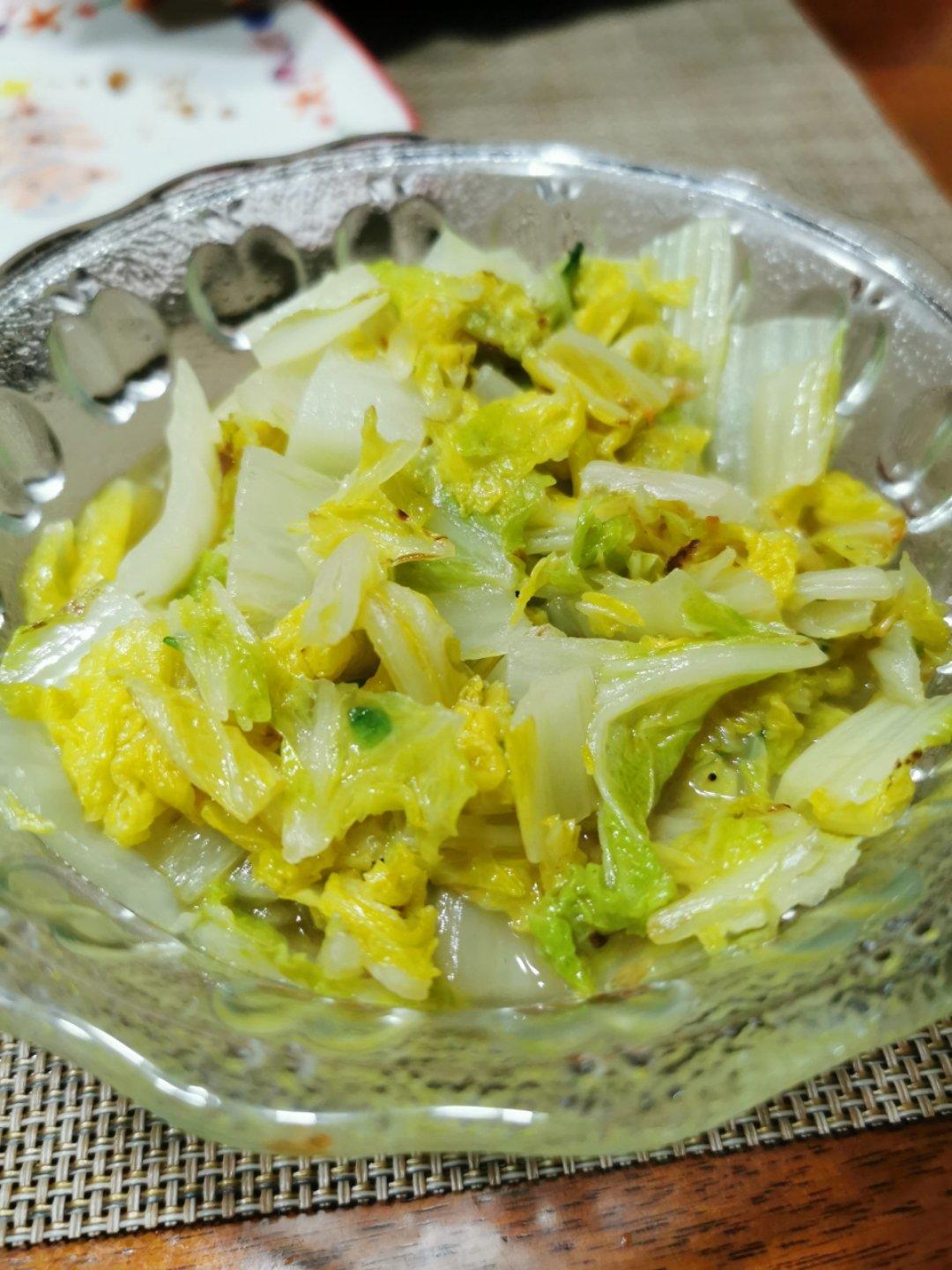虾皮炒白菜，鲜的很啊