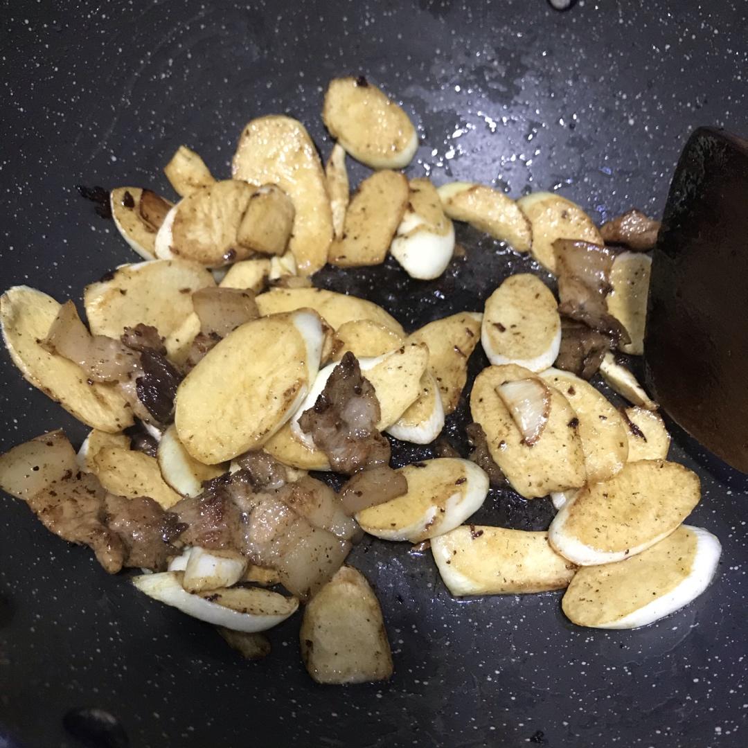 油焖茭白