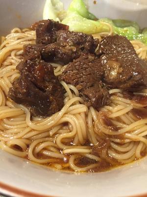 台湾红烧牛肉面的做法 步骤9