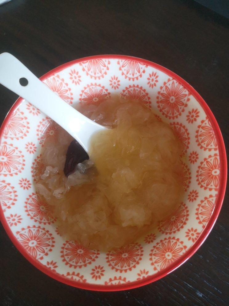 红枣银耳汤