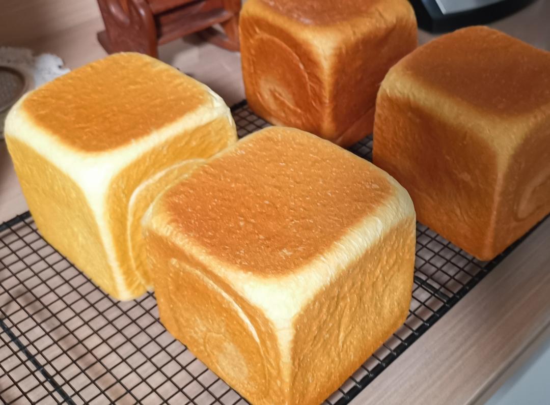奶香味十足的淡奶油水立方吐司！