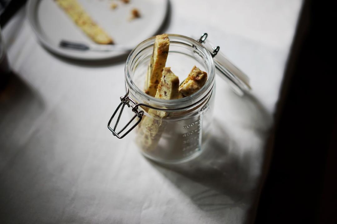 橙皮榛子意式脆饼