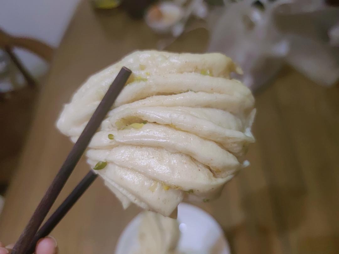 🌺椒盐葱香花卷🌺（操作简单，好吃又好看）
