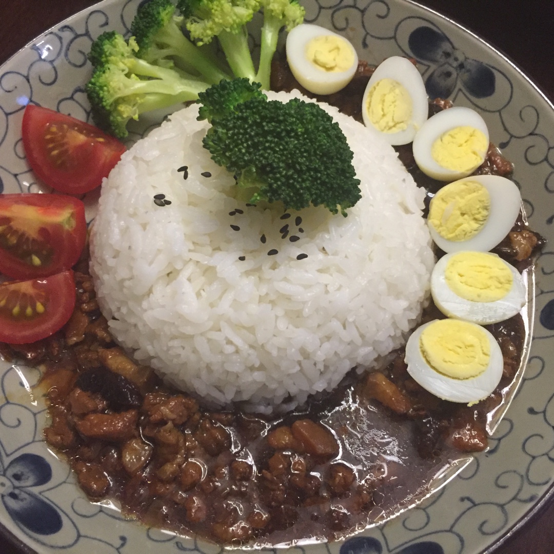 一碗高颜值有内涵的台湾卤肉饭