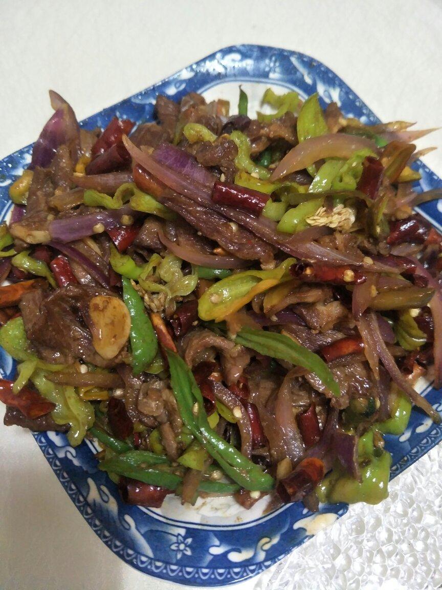 【小高姐】青椒牛肉 如何炒出嫩滑的牛肉