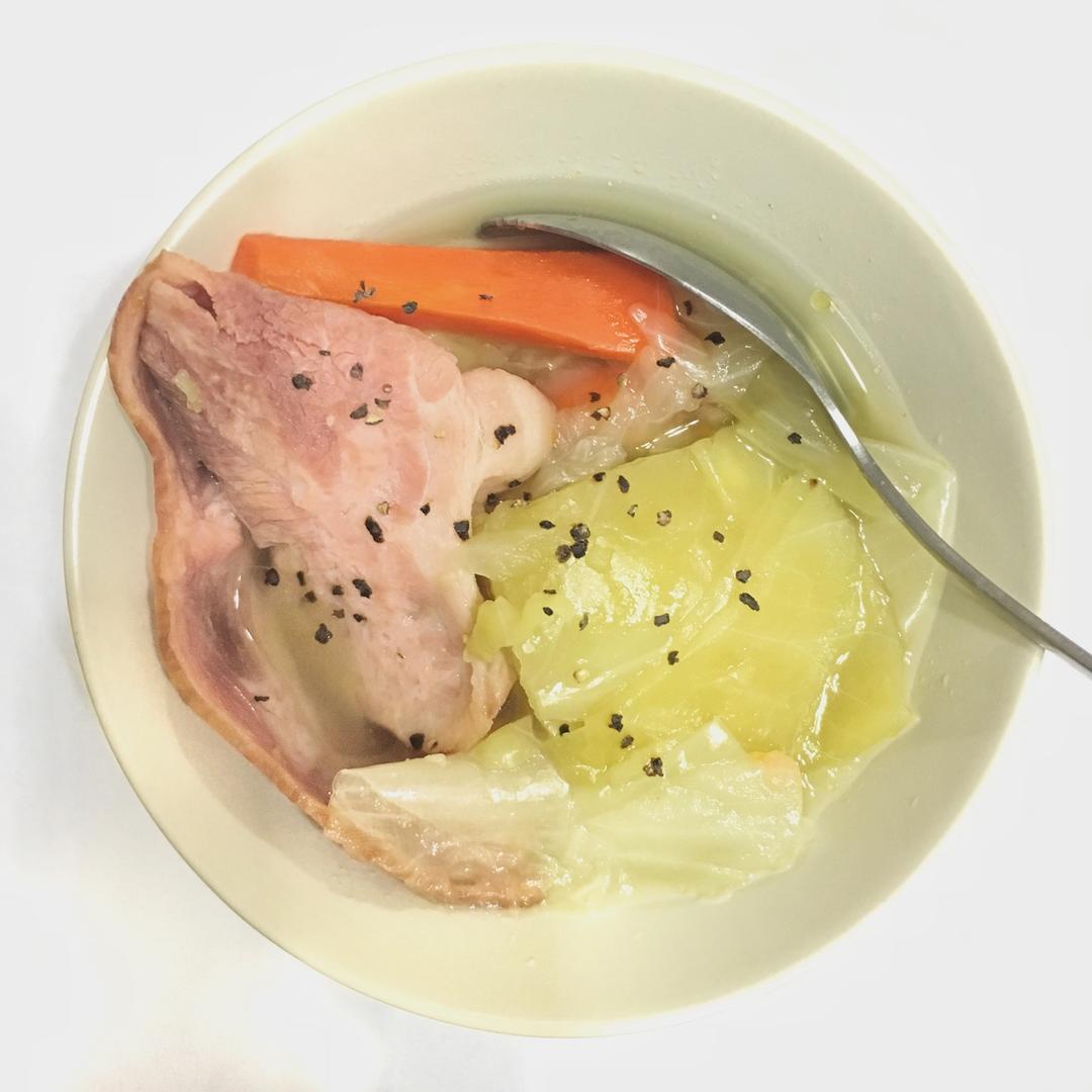 「问题餐厅」鲜甜蔬菜汤・ポトフ