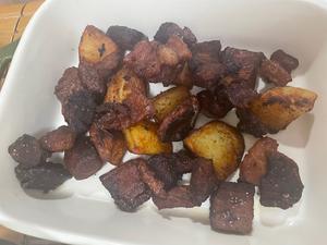 土豆焖肉的做法 步骤13