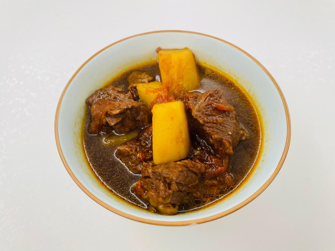 西红柿土豆炖牛肉