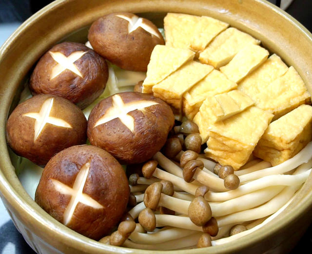 菌菇肥牛煲【我是马小坏】 菌菇肥牛煲【我是马小坏】