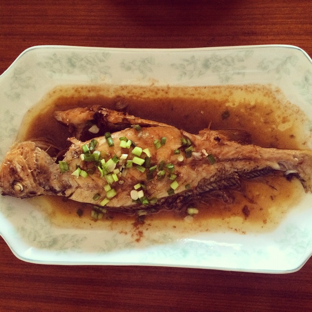 红烧黄鱼—鱼皮不破的小窍门