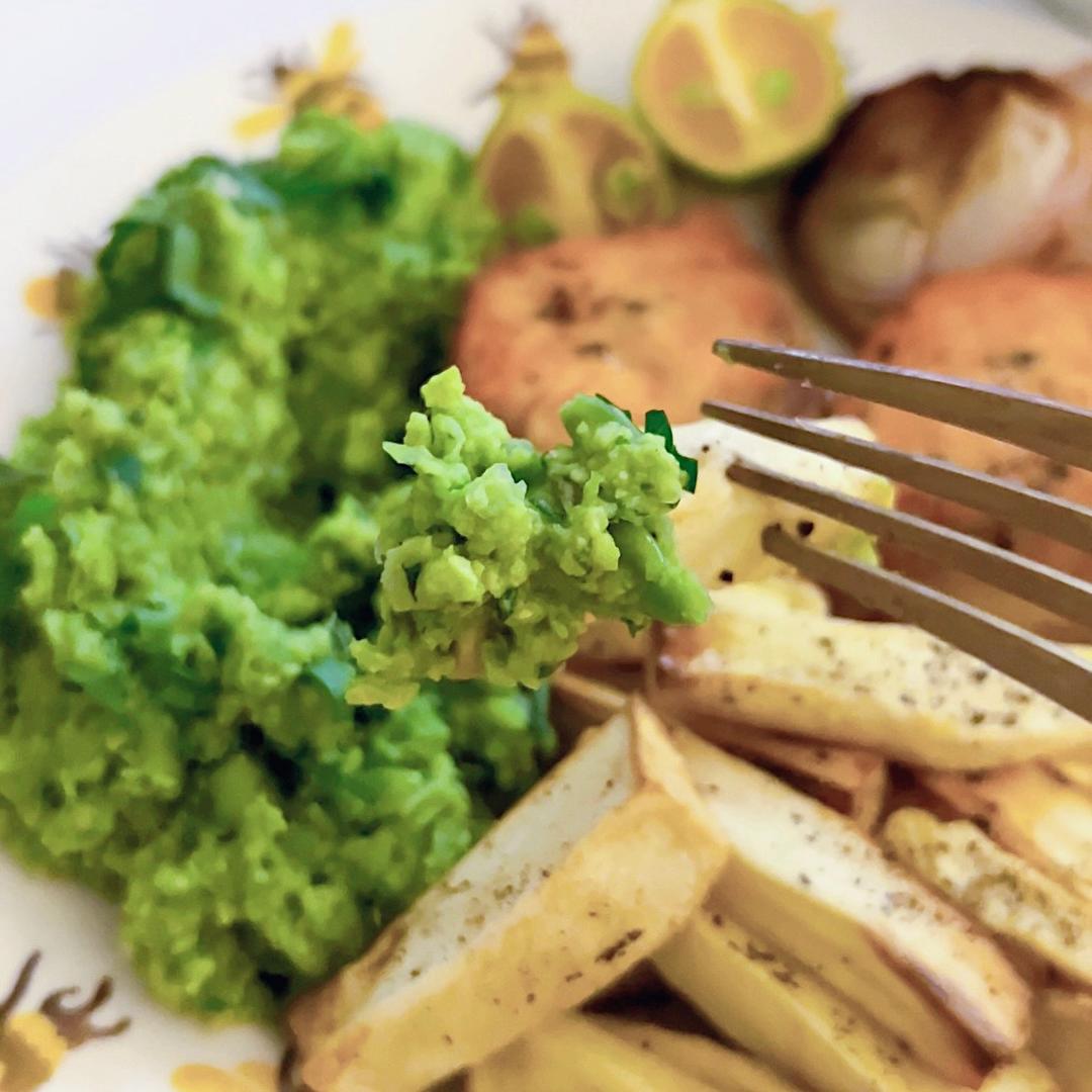 豌豆薄荷酱配防风草根