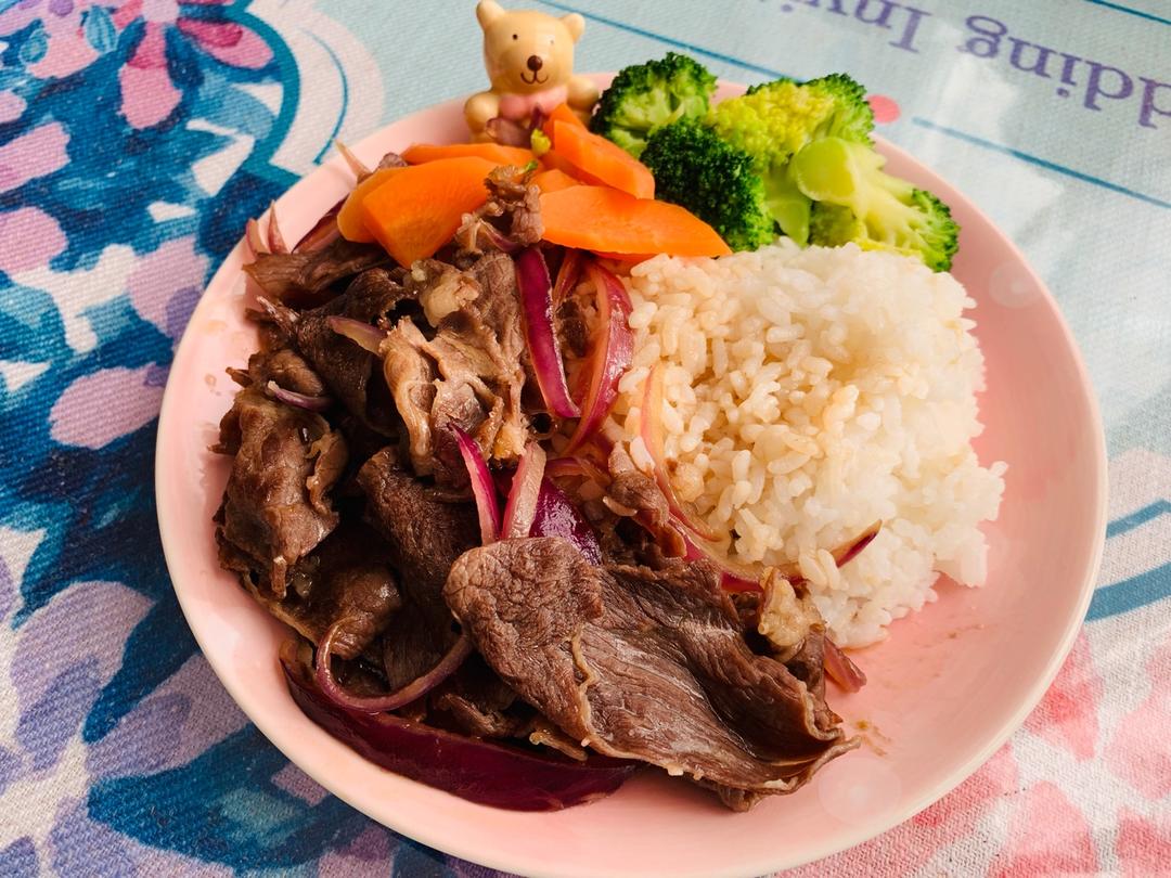 肥牛饭