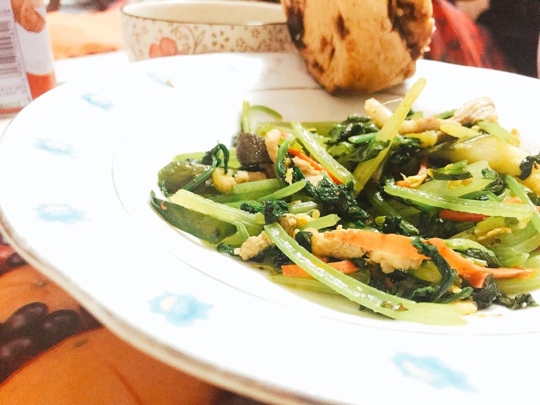 芹菜炒肉