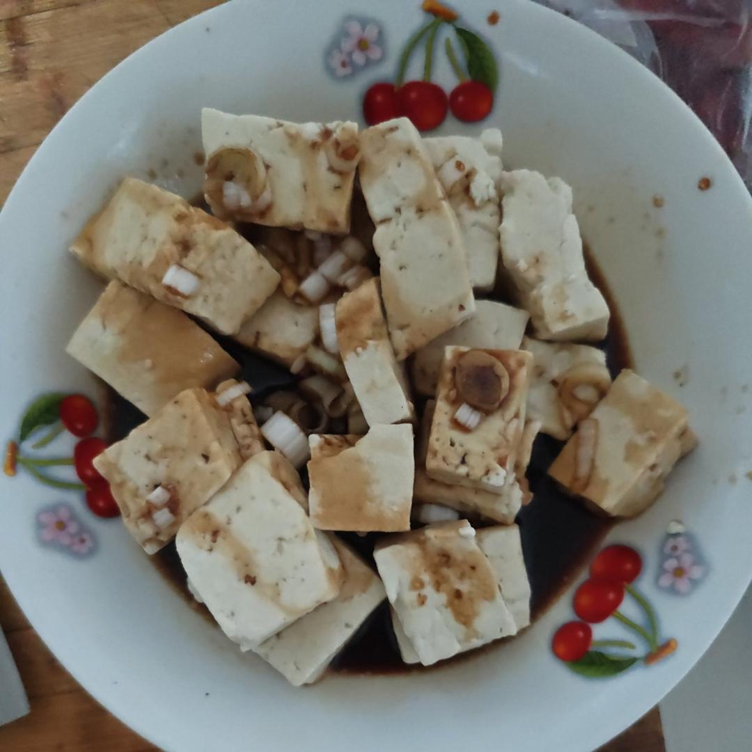 凉拌内脂豆腐