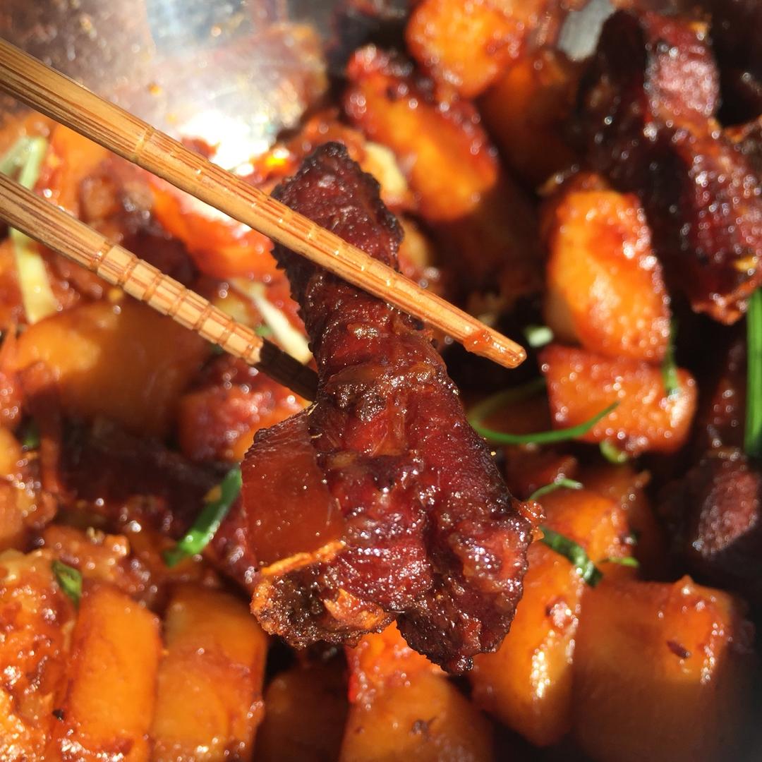 土豆烧排骨