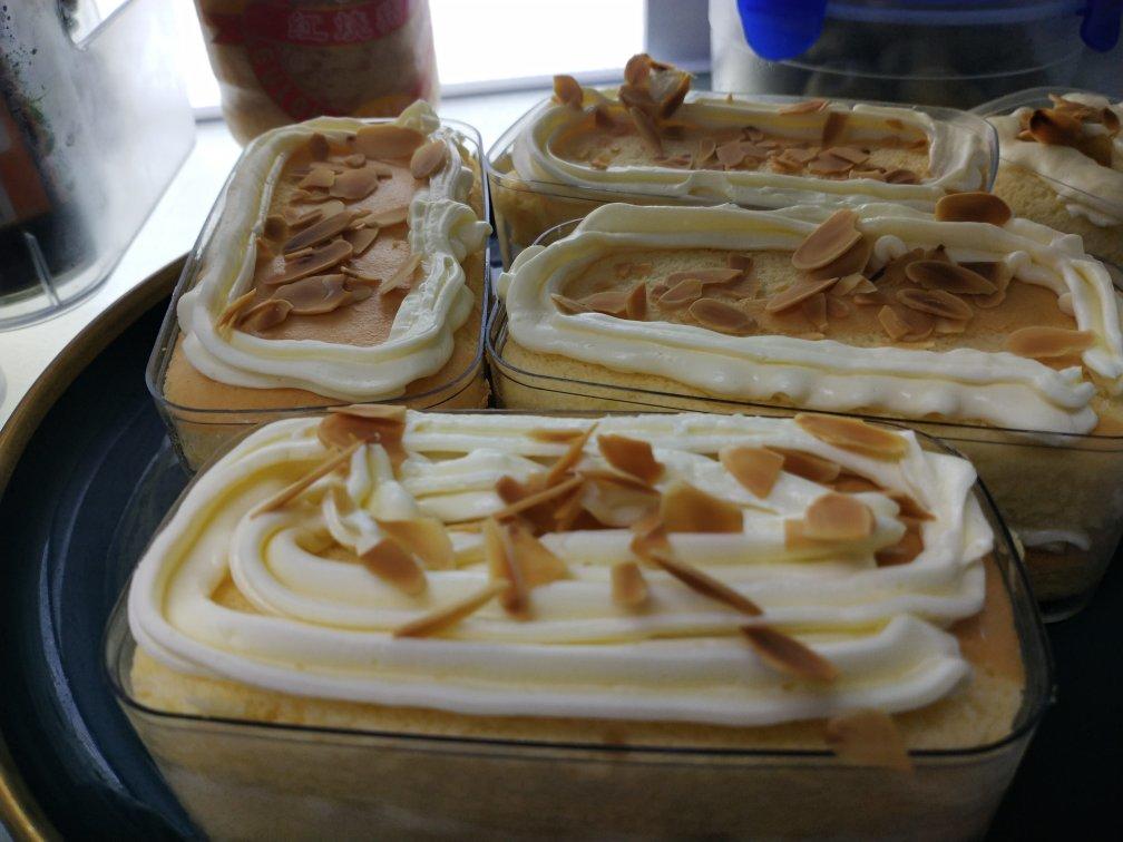 咸香不腻口❗️巨好吃的咸奶油杏仁盒子蛋糕🍰