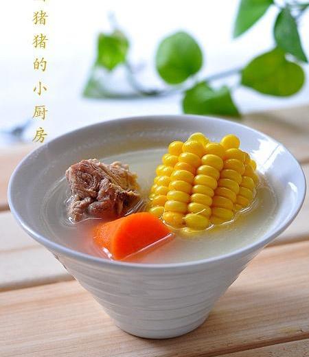香甜玉米脊骨汤的做法