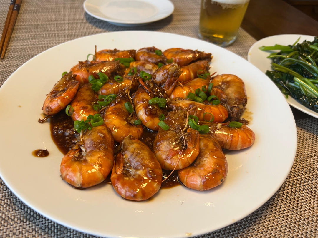 吮指蒜蓉啤酒罗氏虾