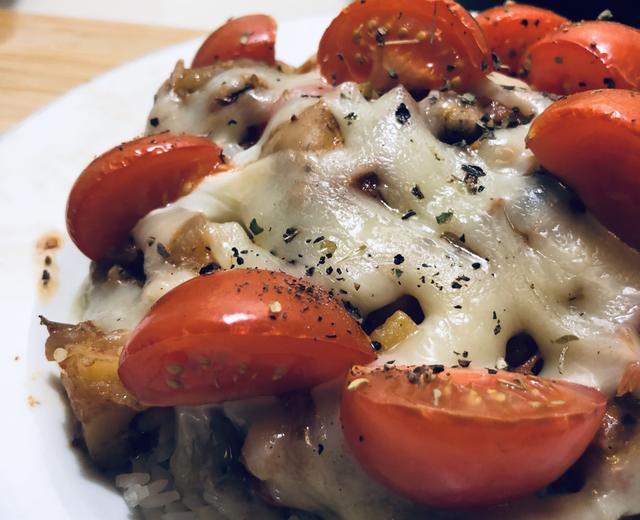 从隔壁盖浇饭华丽转身的番茄土豆鸡肉焗饭的做法