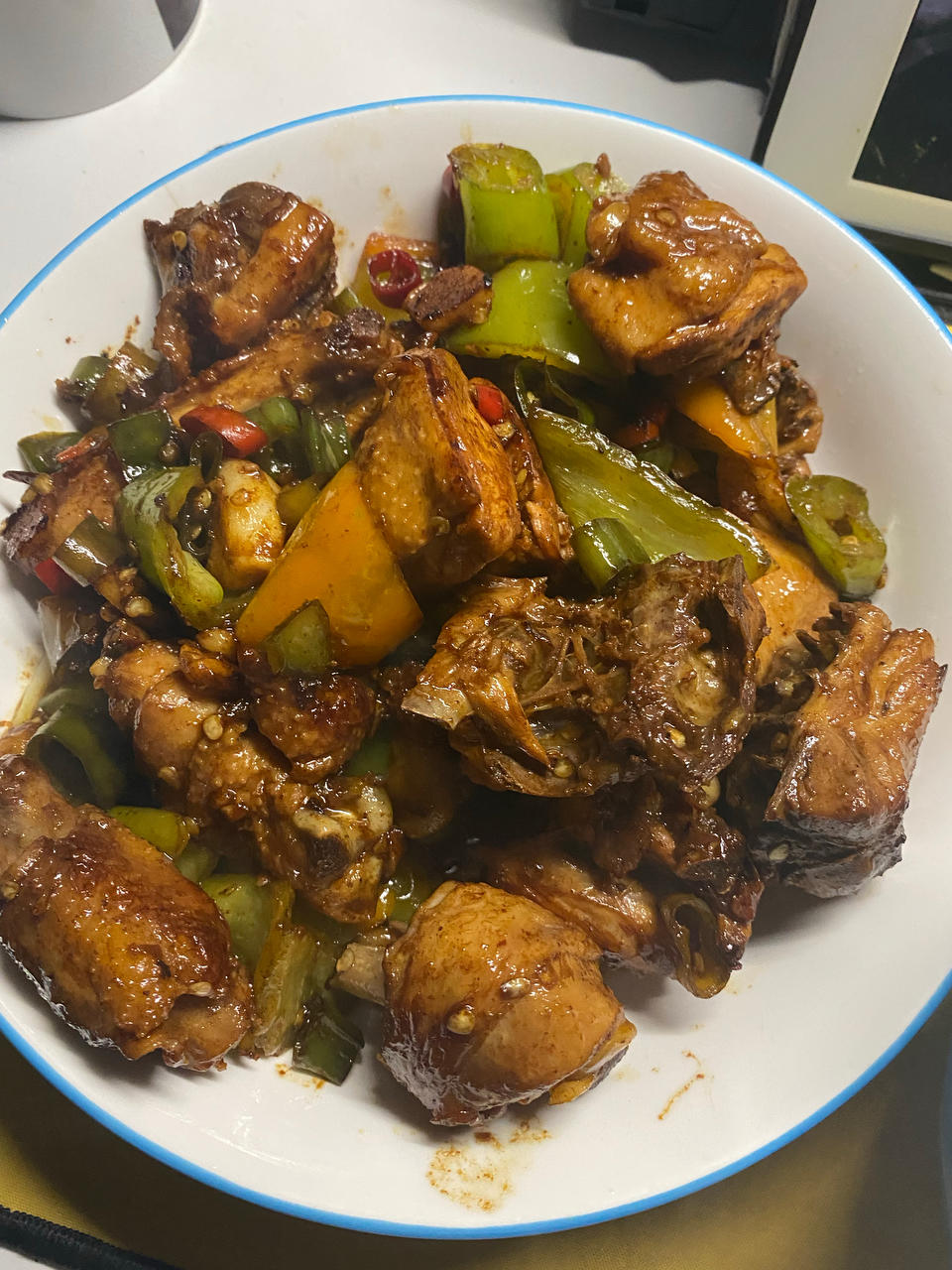 小炒鸡（鲜辣入味很下饭）