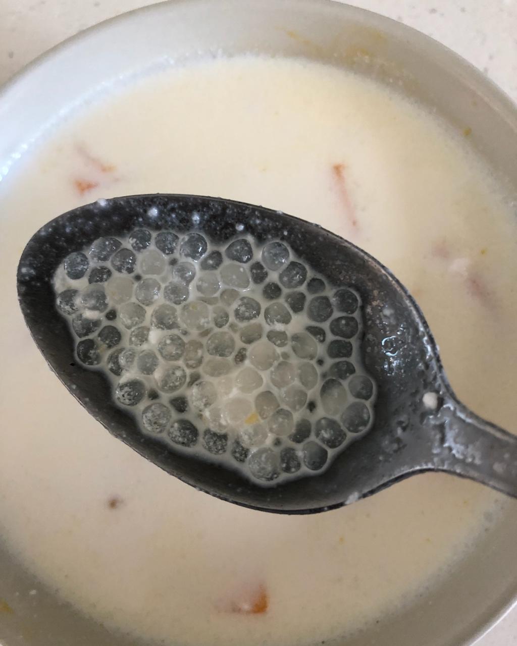 椰浆芒果西米露