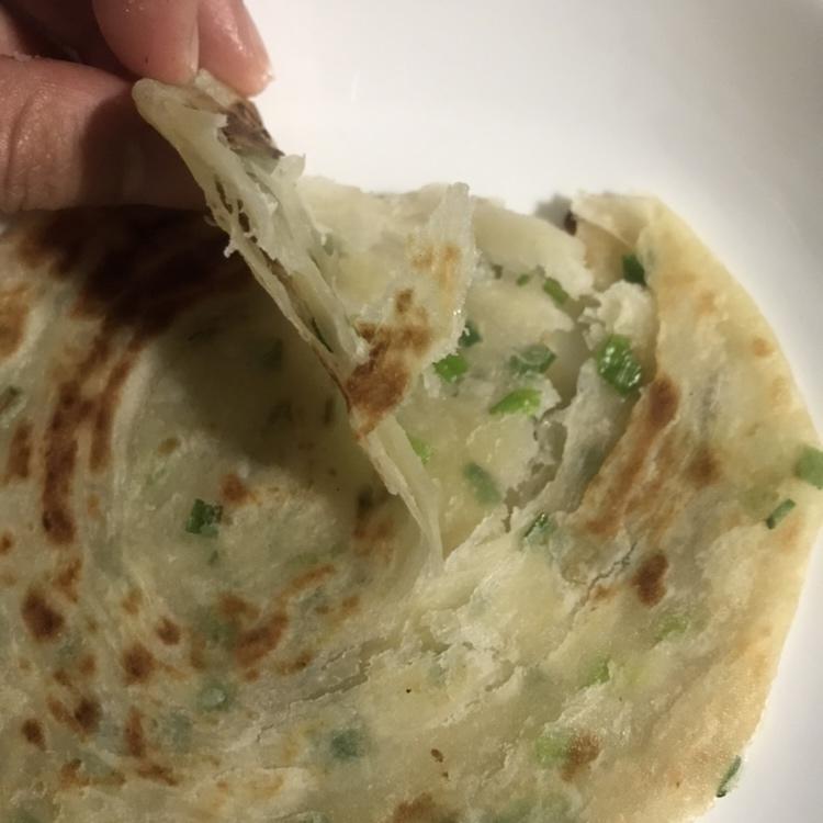 堂妈教你做飘香葱油饼
