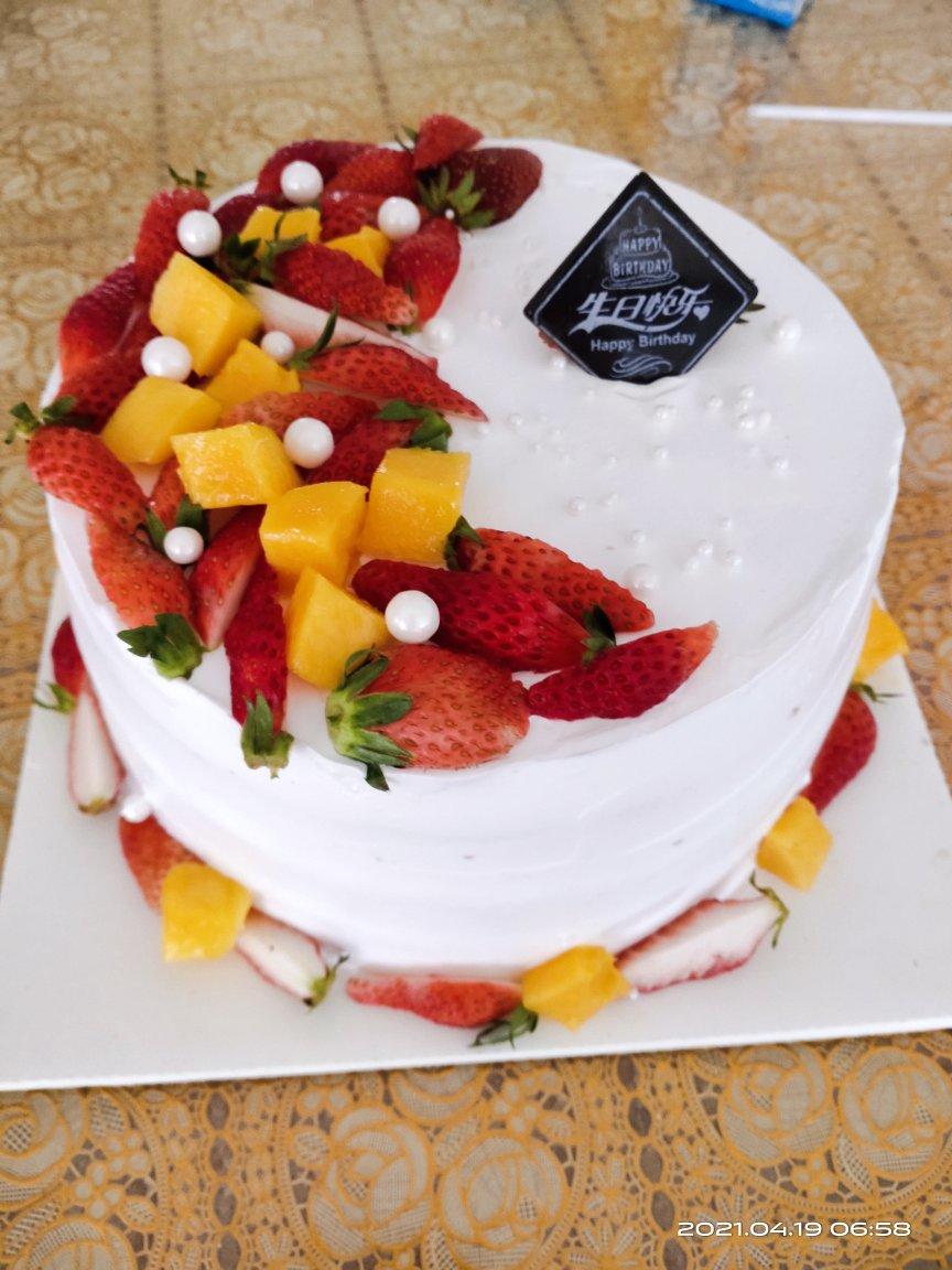 【全网最全合集】搬运🍓漂亮的草莓蛋糕~草莓季装饰灵感图
