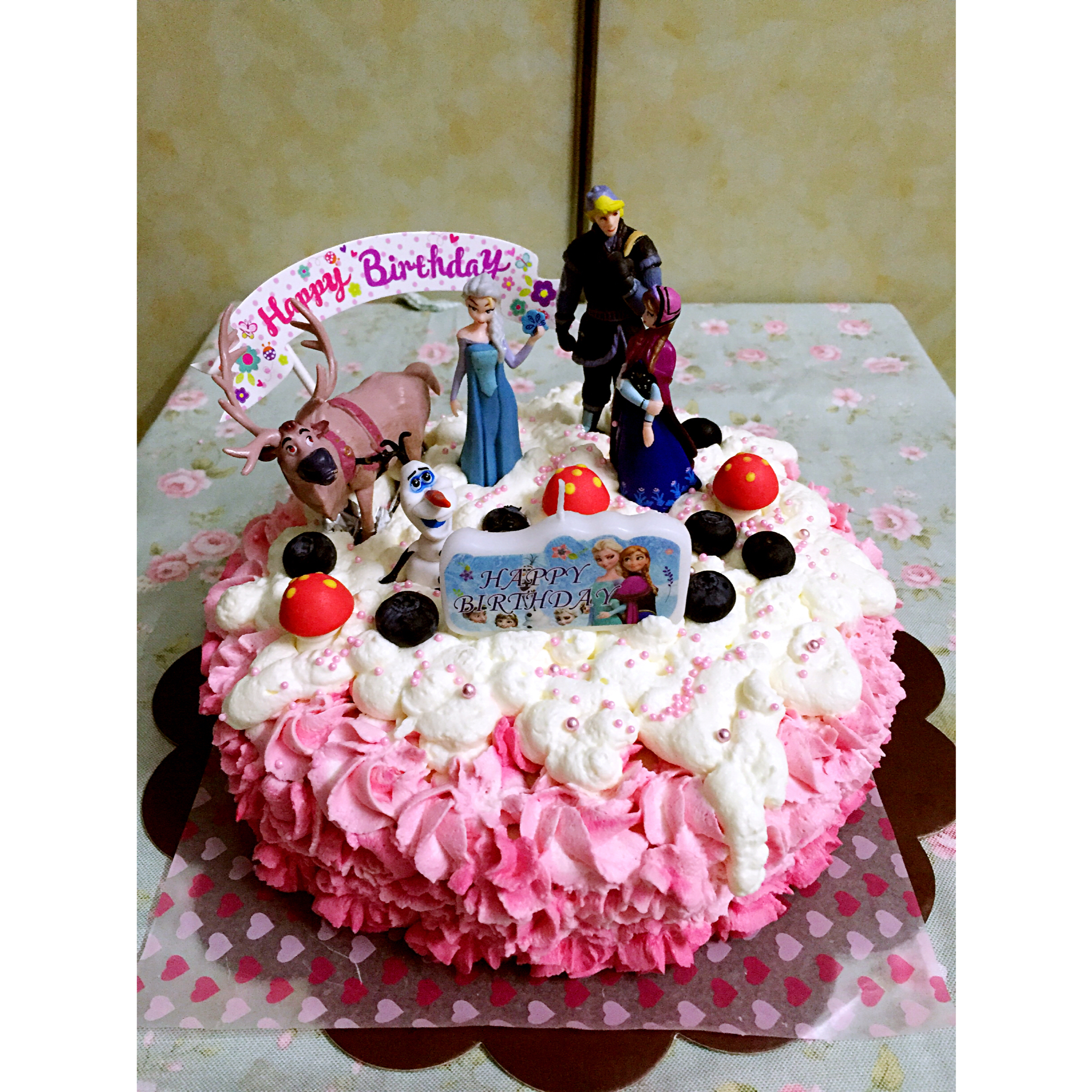 冰雪奇缘主题双层蛋糕--Frozen艾莎