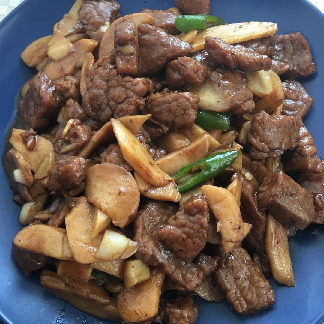 黑椒杏鲍菇牛肉粒