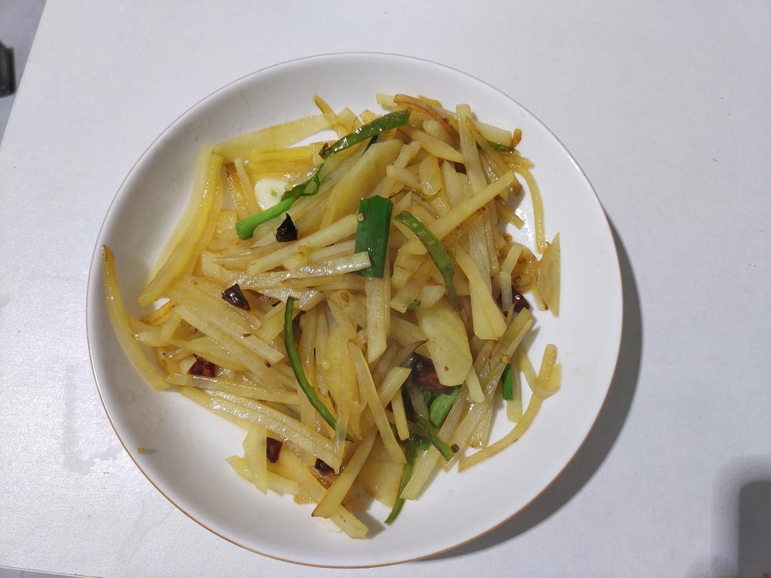 酸辣土豆丝的家常做法 超级下饭