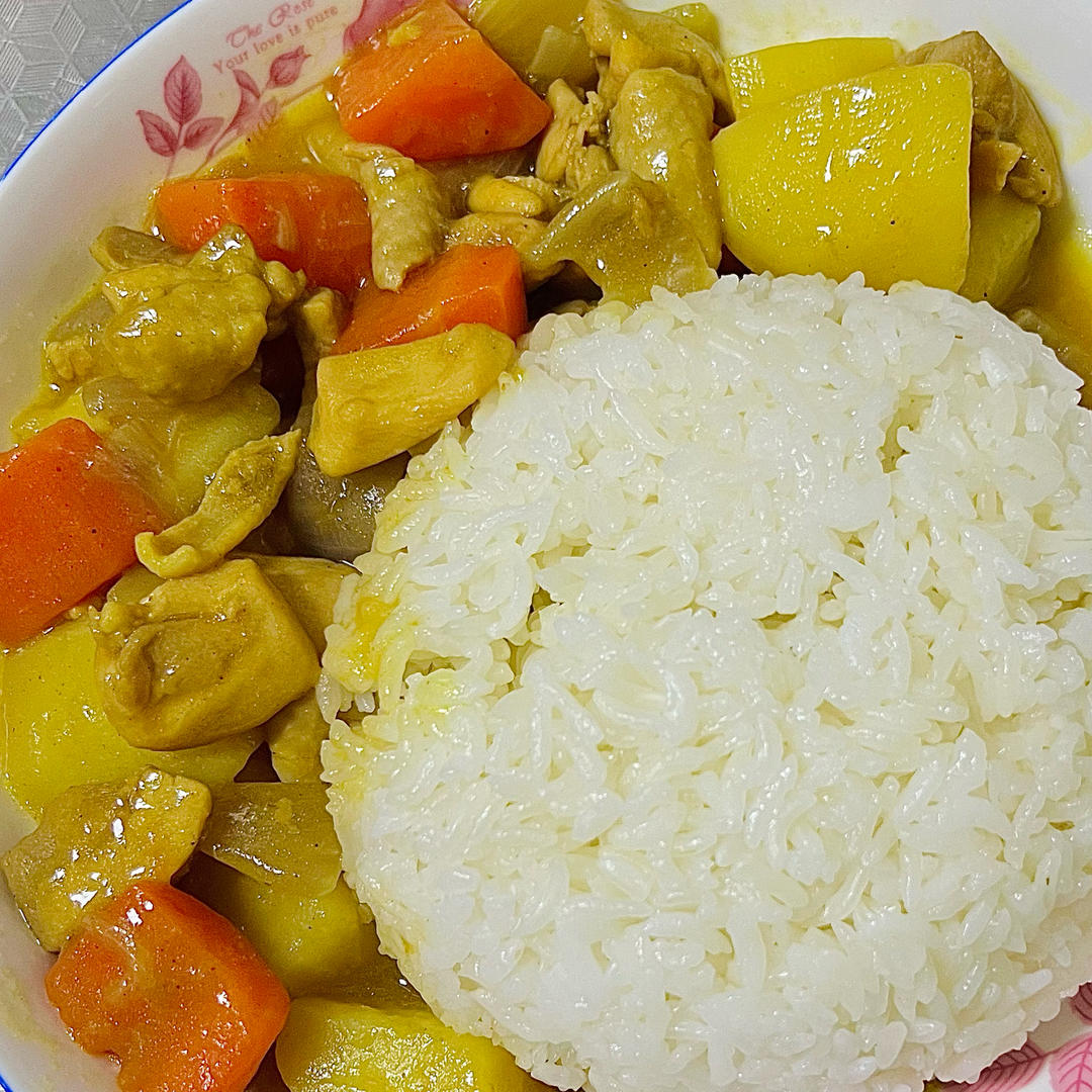 咖喱鸡肉饭