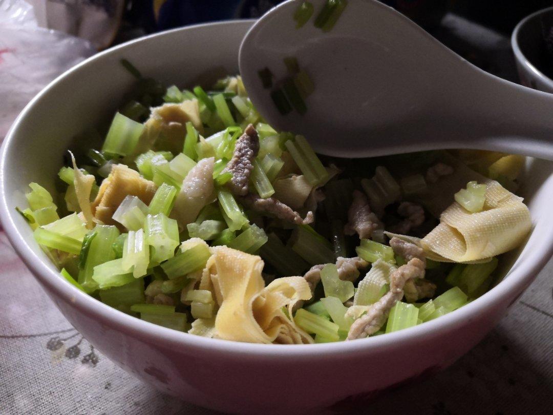 茭白百叶炒肉丝
