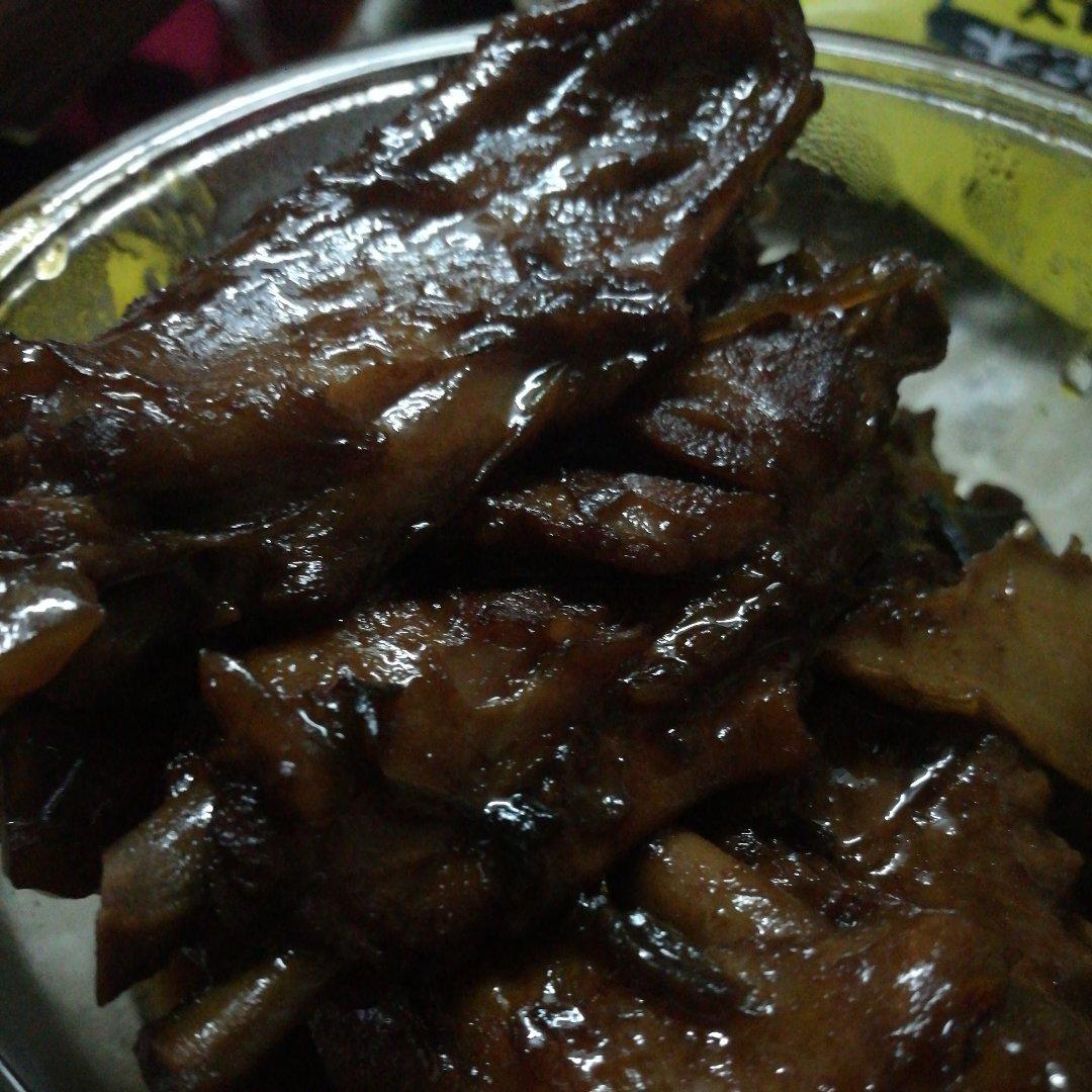 吮指酱香鸭翅