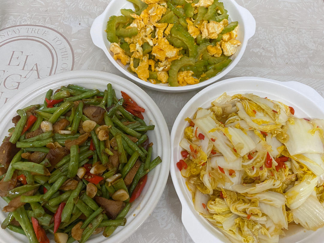 苦瓜炒鸡蛋，快手家常菜