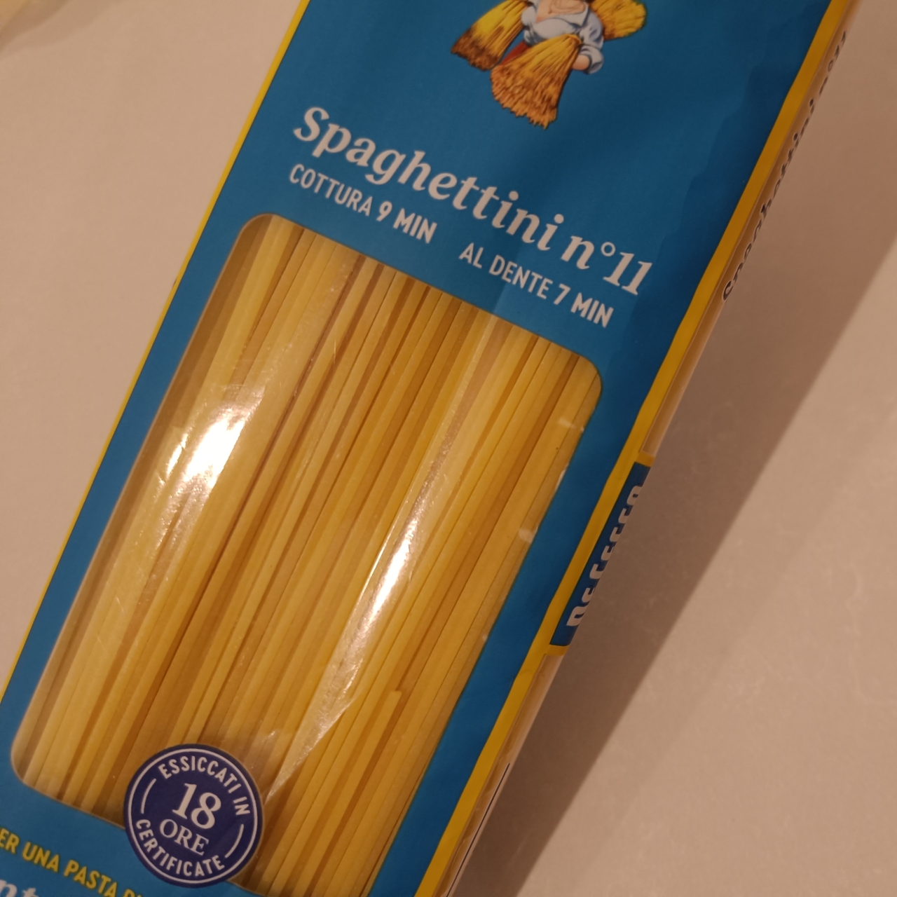 西红柿意面 （spaghetti con pomodorini）的做法 步骤4