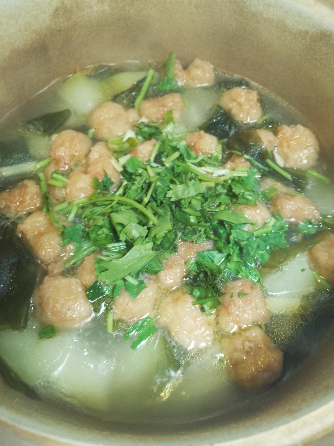 冬瓜丸子虾皮汤的做法