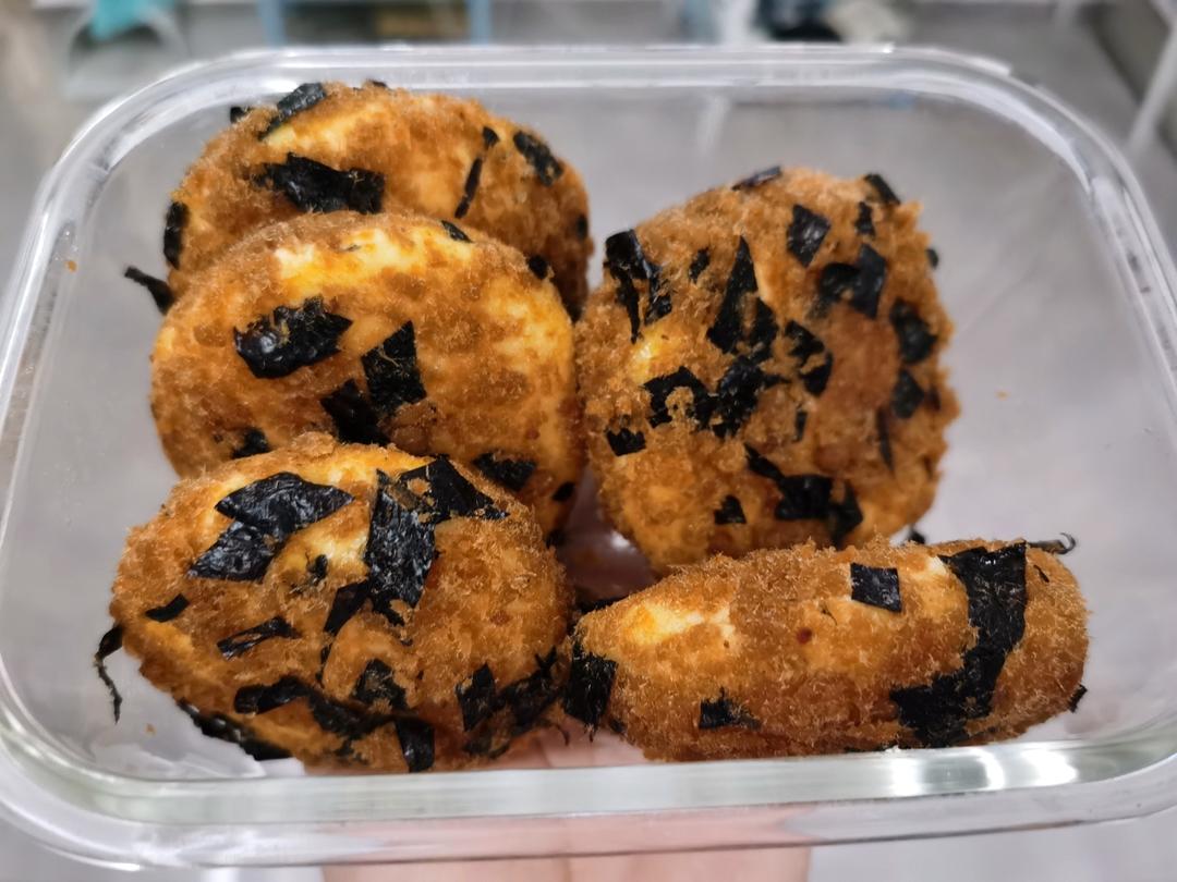 咸香松软的肉松小贝