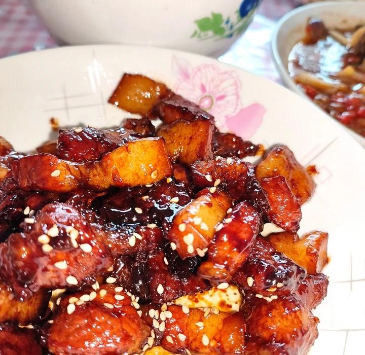 不焯水不放油的家常红烧肉