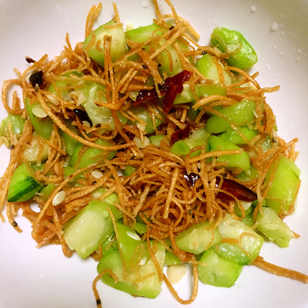 华丽转身0bq9做的丝瓜炒馓子鲜香糯滑下饭好吃