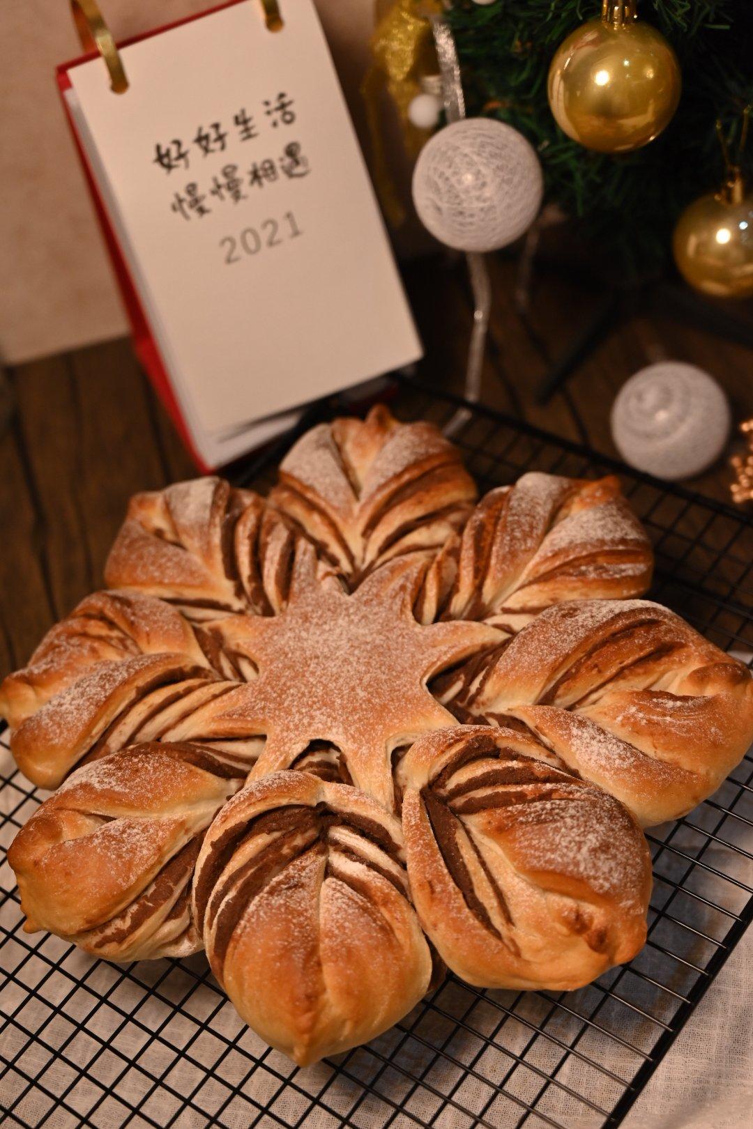 ins风圣诞节雪花豆沙面包---错过了夏天的风秋天的雨 不能再错过冬天的雪花