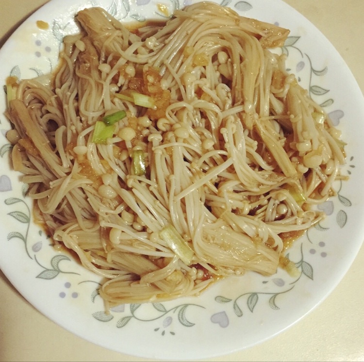 蒜泥拌金针菇