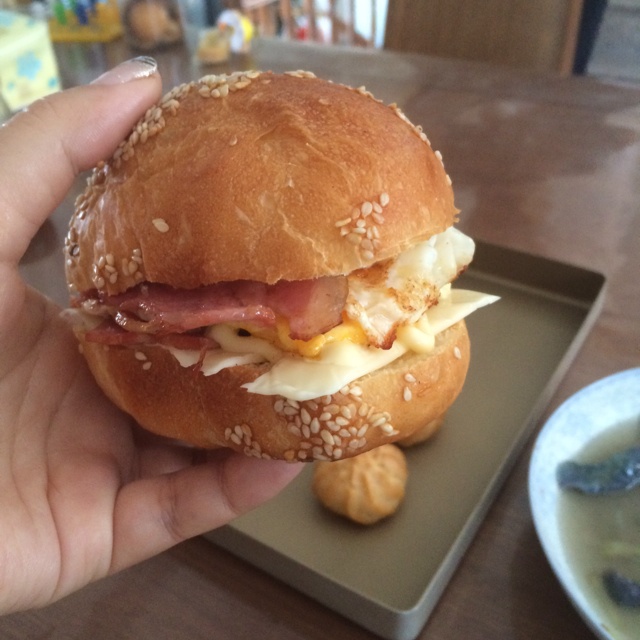 自制营养肉饼汉堡包