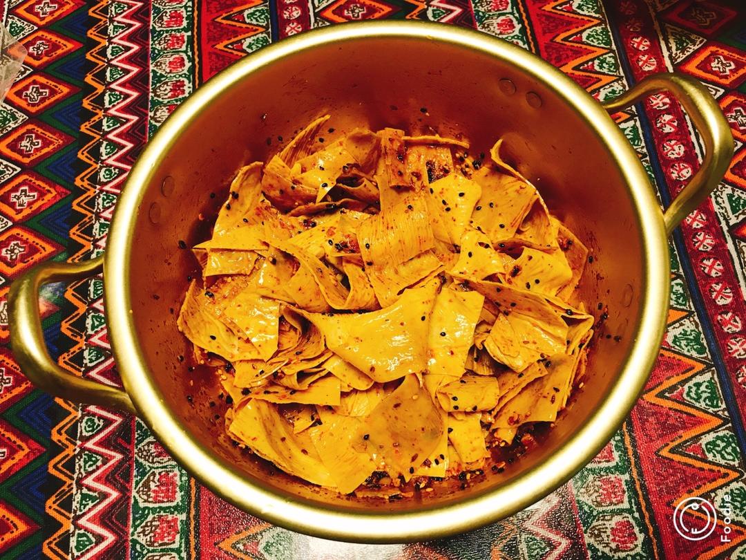 自制花蝴蝶辣条（豆皮）