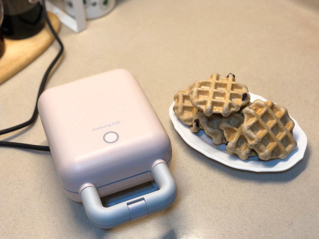 全麦紫米华夫饼