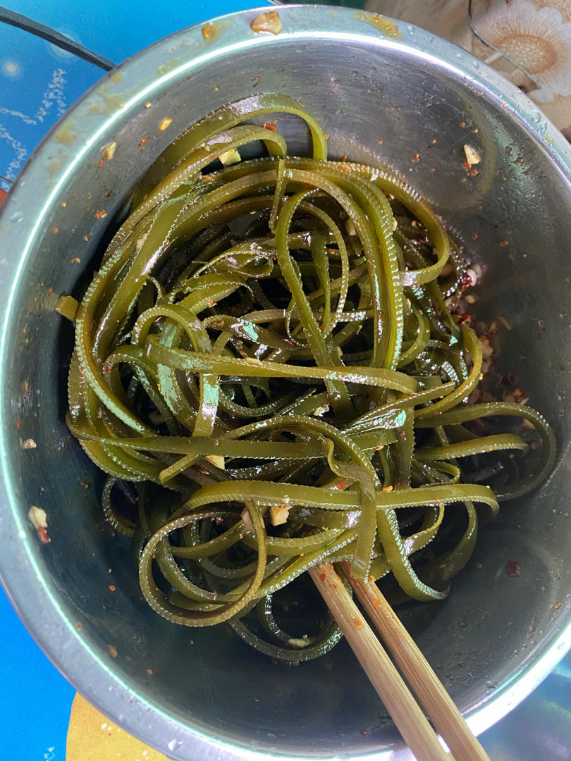 凉拌酸辣海带丝