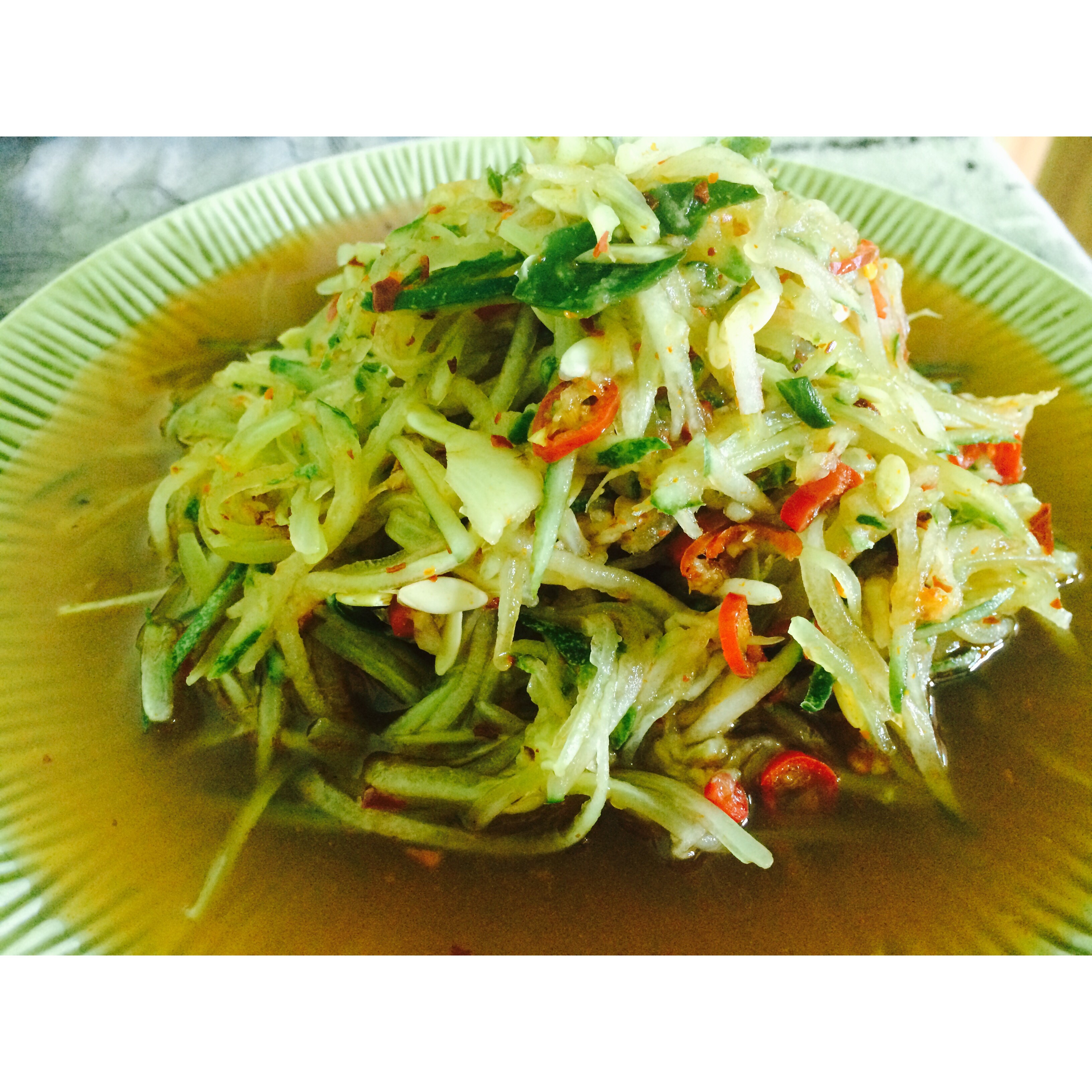 椒油凉拌莴笋丝