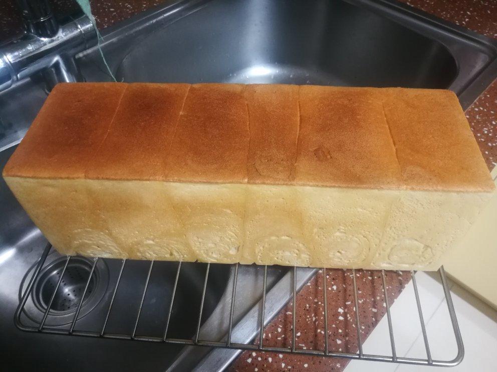 平顶牛奶大吐司（三能低糖1000克吐司盒）by pink-rabbit