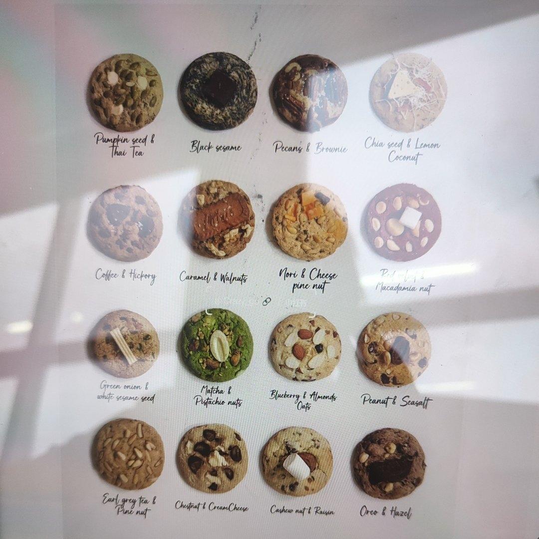 抹茶蔓越莓白巧曲奇的做法